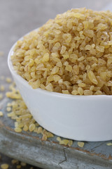 bulgar wheat grains uncooked