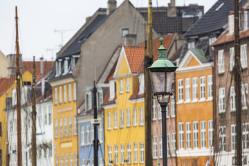 Obraz premium COPENHAGEN - SEPTEMBER 07: Yachts in NYHAVN on September 07, 201