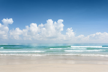 Fototapeta na wymiar Beautiful sea view with azure crystal water and tropical beach