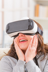 Virtual reality headset