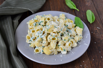 Spinach Pasta on a table