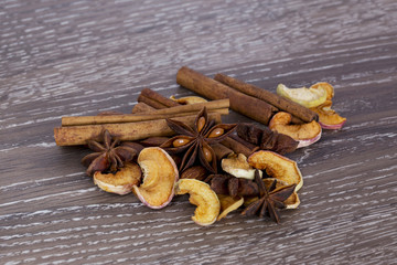 spices and dried fruits