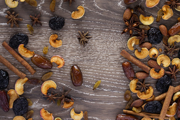 spices and dried fruits