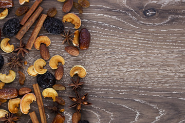 spices and dried fruits