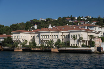 Fototapeta na wymiar Building in Bosphorus Strait