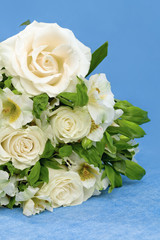 Floral composition with rose