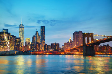 Naklejka na ściany i meble New York City cityscape in the evening