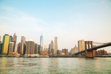 Naklejka na ściany i meble Lower Manhattan cityscape with the Brooklyn bridge