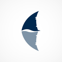 Fototapeta premium znak logo płetwa rekina na białym tle