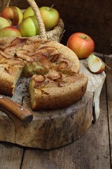 Charlotte with cinnamon and apples