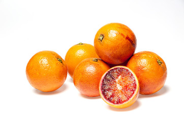 Mehrere Orangen als Freisteller   