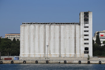 Port Silo