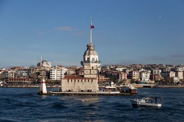 Obraz premium Maidens Tower in Bosphorus Strait, Istanbul City, Turkey
