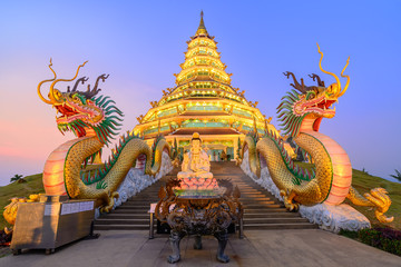Fototapeta premium Wat Hyua Pla Kang, Chinese temple in Chiang Rai Thailand, This is the most popular temple in Chiang Rai.
