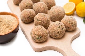 Polpette panate, breaded beef meatballs