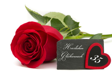 rote Rose mit Schiefertafel Jubiläum 35 Jahre
