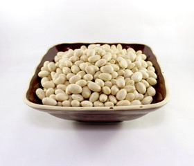 legume in the brown bowl