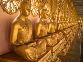 Alignment of Buddhas statues.
