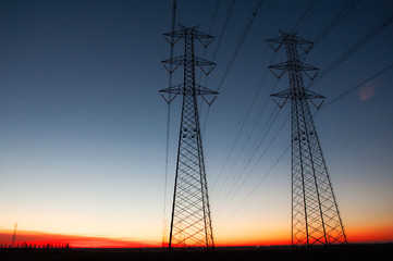 Linea alta tensione © Franco Visintainer