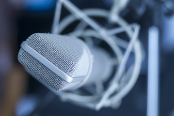 microphone
Brauner anniversary edition