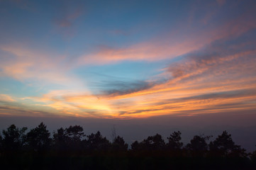 Fototapeta na wymiar Sunset on the mountain.
