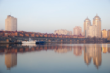 Fototapeta na wymiar KIEV, UKRAINE - November 27, 2009:View of the new embankment of