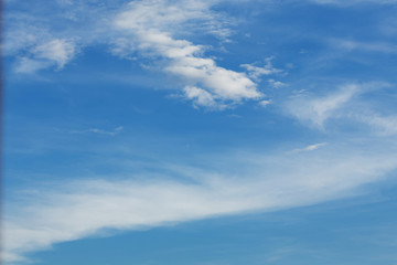 Obraz premium cloud on blue sky background