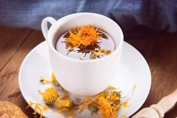 tea with calendula