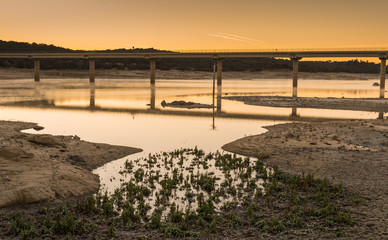 Obraz premium Dangerous water level II