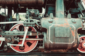 Obraz na płótnie Canvas wheel detail of a steam train locomotive