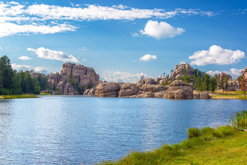 Fototapeta premium Dramatic rock formations on the shore of Sylvan Lake in Custer State Park