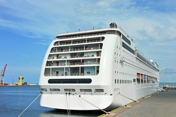 Naklejka premium Cruise travel ship