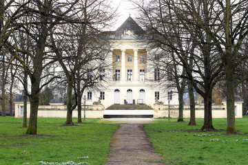Fototapeta na wymiar Schloss Monaise II