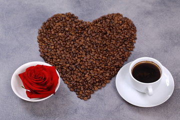 Kawa i kwiat róży
