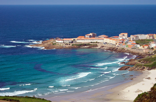 Panorama von Caion mit Sandstrand