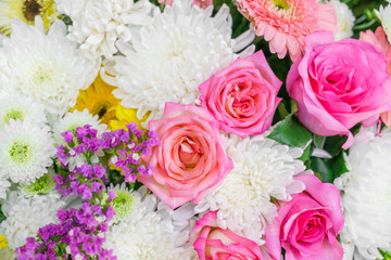 Obraz na płótnie Canvas Beautiful flowers for valentines and wedding scene