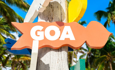 Goa welcome sign with palm trees - obrazy, fototapety, plakaty