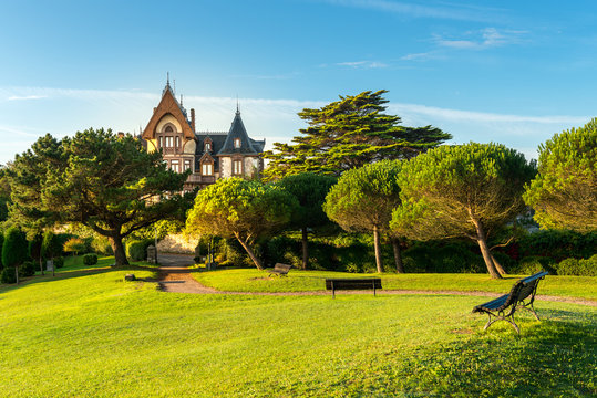 Comillas Park View