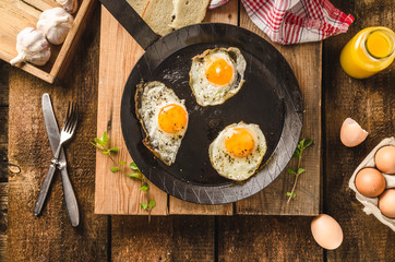 Eggs fried rustic style