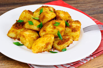 Potatoes with Curry and Breadcrumbs, Garnish