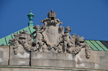 Obraz premium Coat of Arms at he Hofburg Palace in Vienna