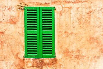 Grüne Fensterläden Haus Wand Mediterran Wohnen