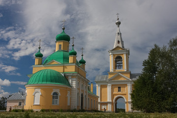 Fototapeta na wymiar Oyatsky monastery, Russia