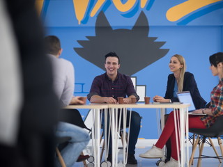 Obraz premium startup business team on meeting