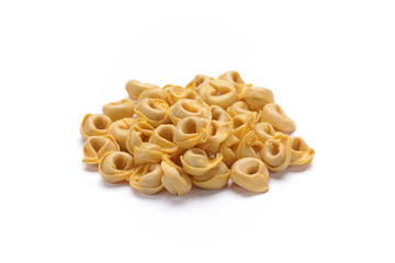 tortellini emiliani su sfondo bianco
