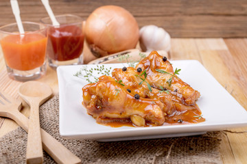Baked chicken in tomato sauce