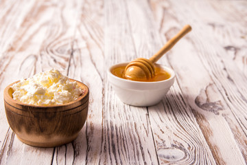 cottage cheese with honey