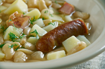 Moravian bean soup
