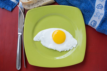 Fried egg and bread