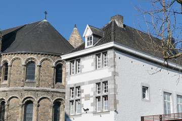 Kirche in Maastrich. Ansicht der Alstadt